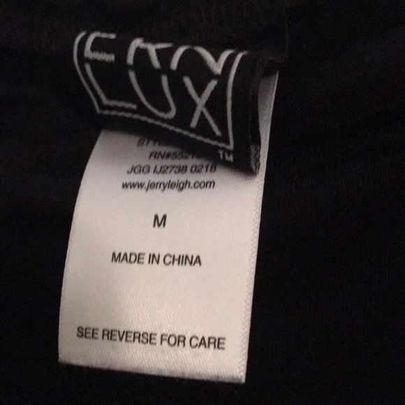 Black Tank Top With Hoodie - Picture 4 of 4